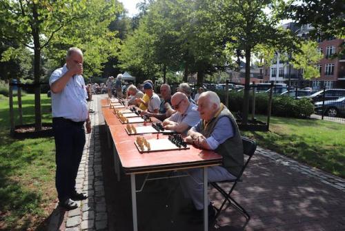 Simultaan door GM John van der Wiel