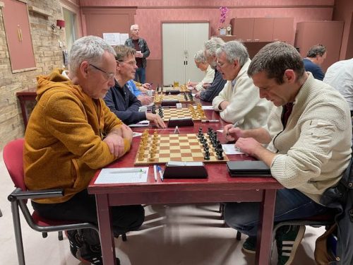 SSC (li) vs Oegstgeest '80A extern 240226, bord 5-8 van de andere kant gezien