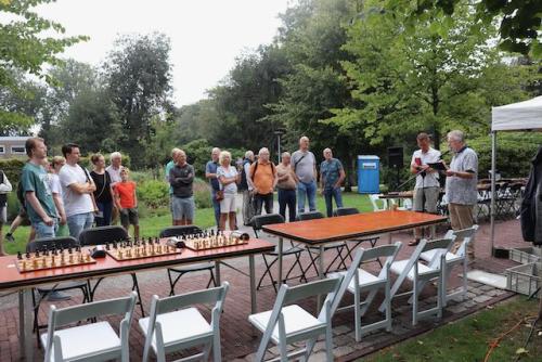 Opening, toernooidirecteur Jan Bey