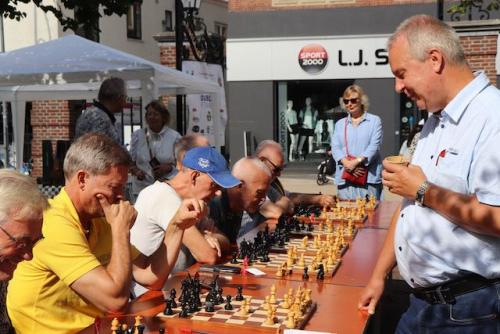 Simultaan door GM John van der Wiel